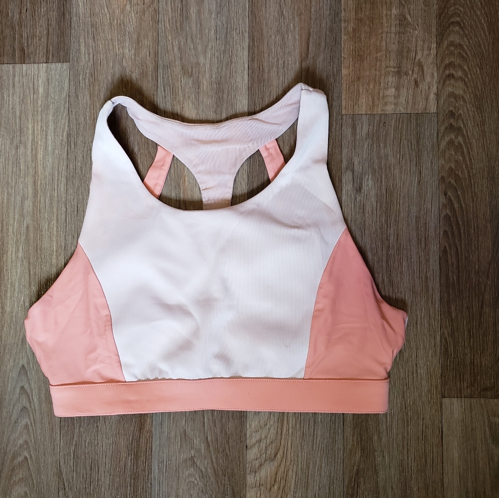Fabletics sports bra